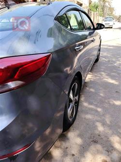 هیوندای ئەلەنترا